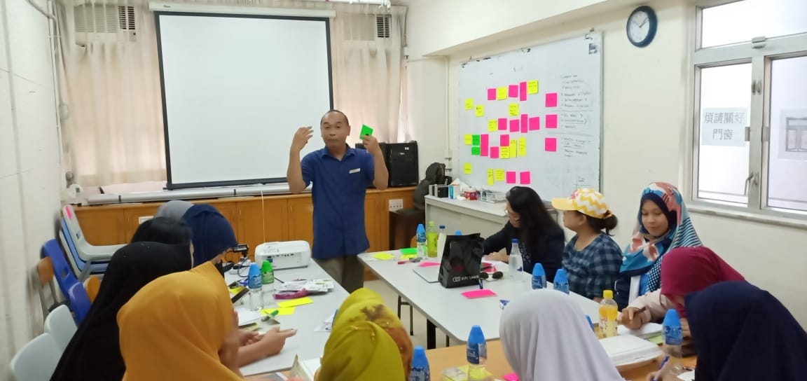 Cover Image for Melalui Tulisan, Komunitas PMI Hong Kong Berkomitmen Mencegah Ekstremisme Kekerasan di Kalangan PMI